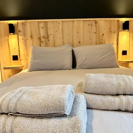 Le Tilleul Hotel Corps